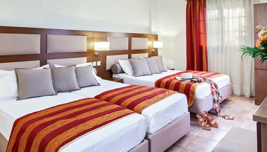 Skopelos Holidays (Skopelos)