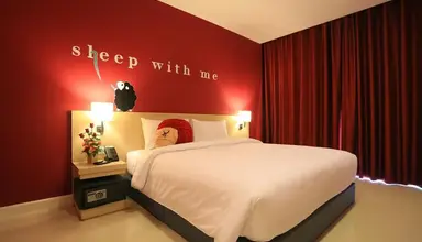 Sleep With Me Hotel - Design Hotel At Patong