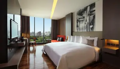 So/ Bangkok