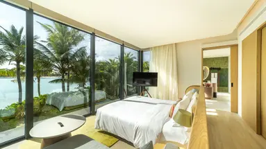 SO/ Maldives