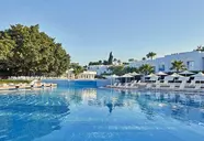 So Nice Club Resort