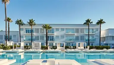 So White Club Resort