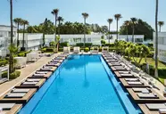 So White Club Resort