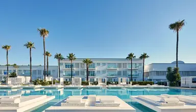So White Club Resort