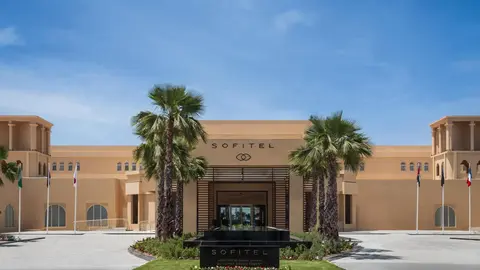 Hotel Sofitel Al Hamra Beach Resort