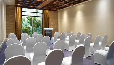 Sofitel Dubai The Palm Resort & Spa