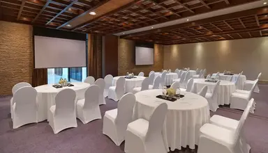 Sofitel Dubai The Palm Resort & Spa