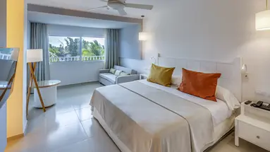 Sol Caribe Beach