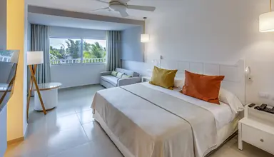 Sol Caribe Beach