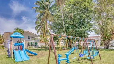 Sol Caribe Beach