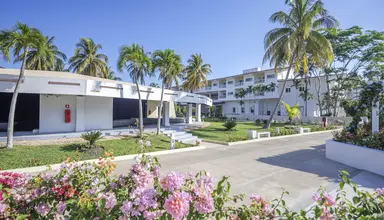 Sol Caribe Beach