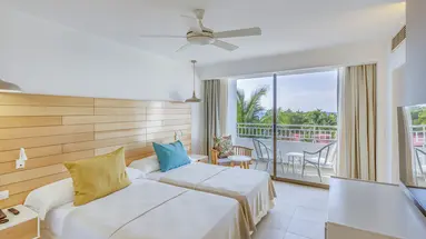 Sol Caribe Beach