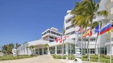 Sol Caribe Beach