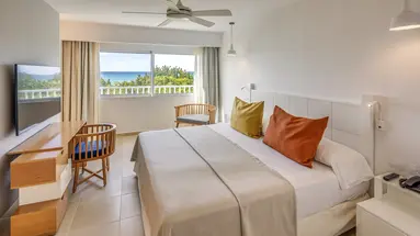 Sol Caribe Beach