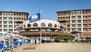 Sol Luna Bay