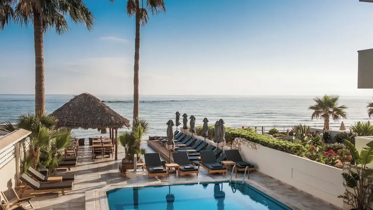 Soleil Rooms and Suites