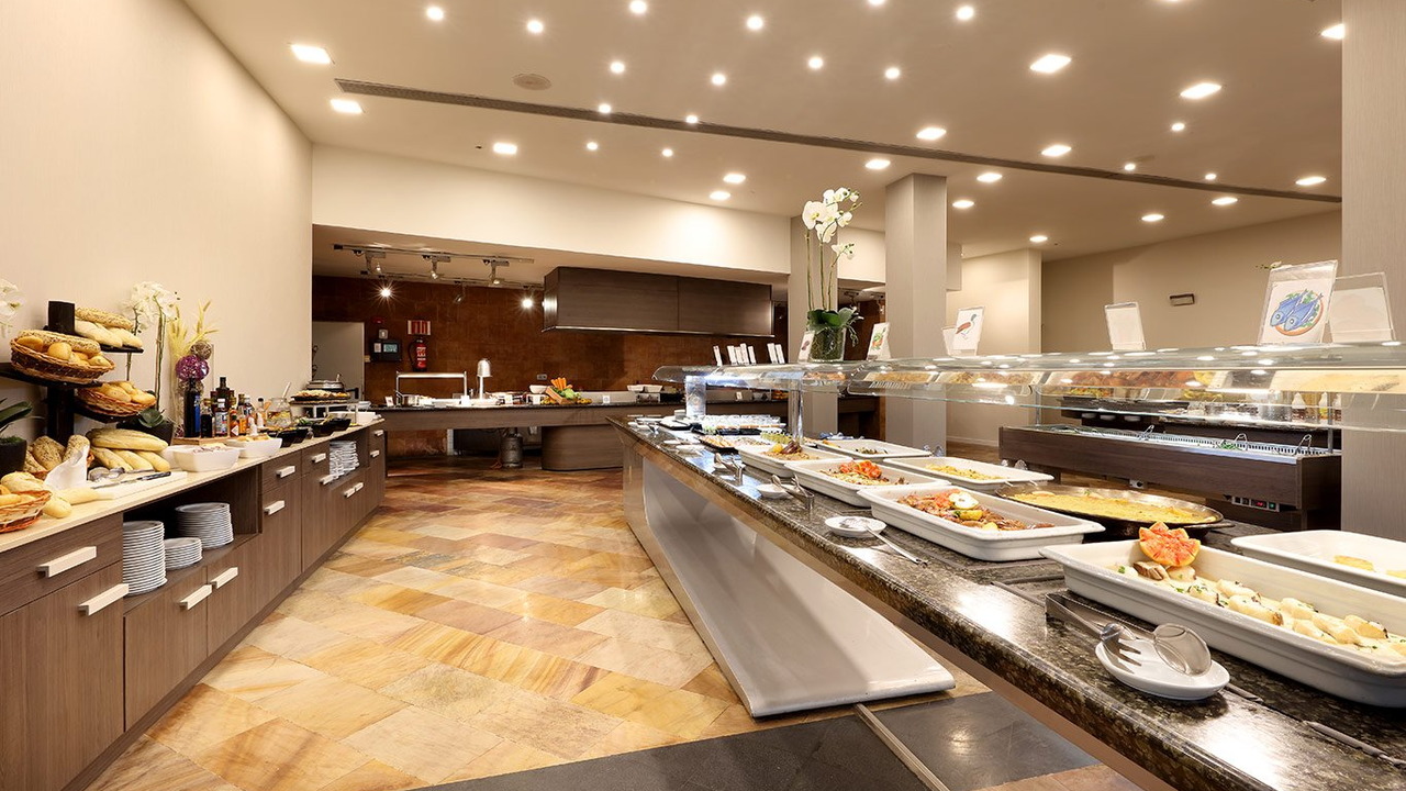 Solvasa Geranios Suites & Spa