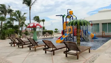 Solymar Beach Resort