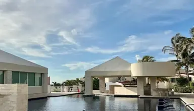 Solymar Beach Resort