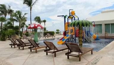 Solymar Beach Resort