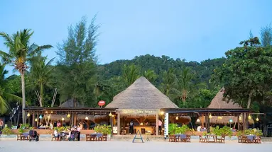Southern Lanta Resort