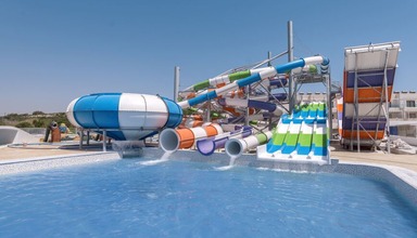 SplashWorld Tofinis Apartments