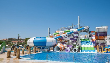 SplashWorld Tofinis Apartments