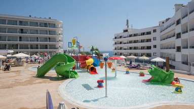 SplashWorld Tofinis Apartments