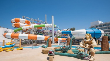 SplashWorld Tofinis Apartments
