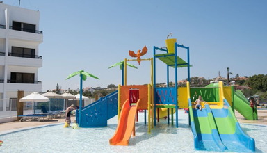 SplashWorld Tofinis Apartments