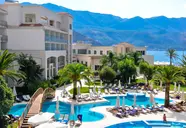 Splendid Spa Resort