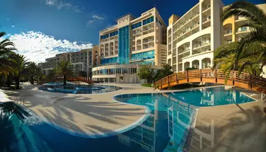 Splendid Spa Resort