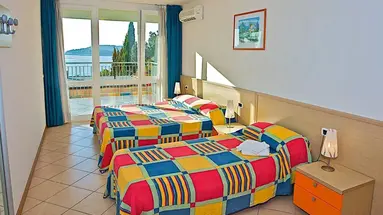 Splendid