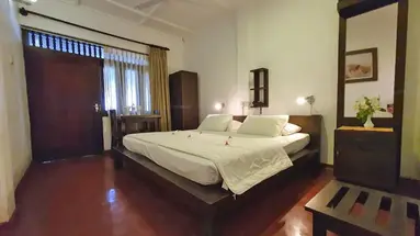 Sri Gemunu Beach Resort