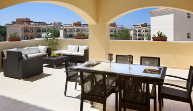 St. Nicolas Elegant Residence