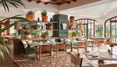 St. Regis Mardavall