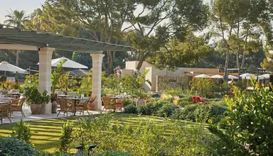 St. Regis Mardavall