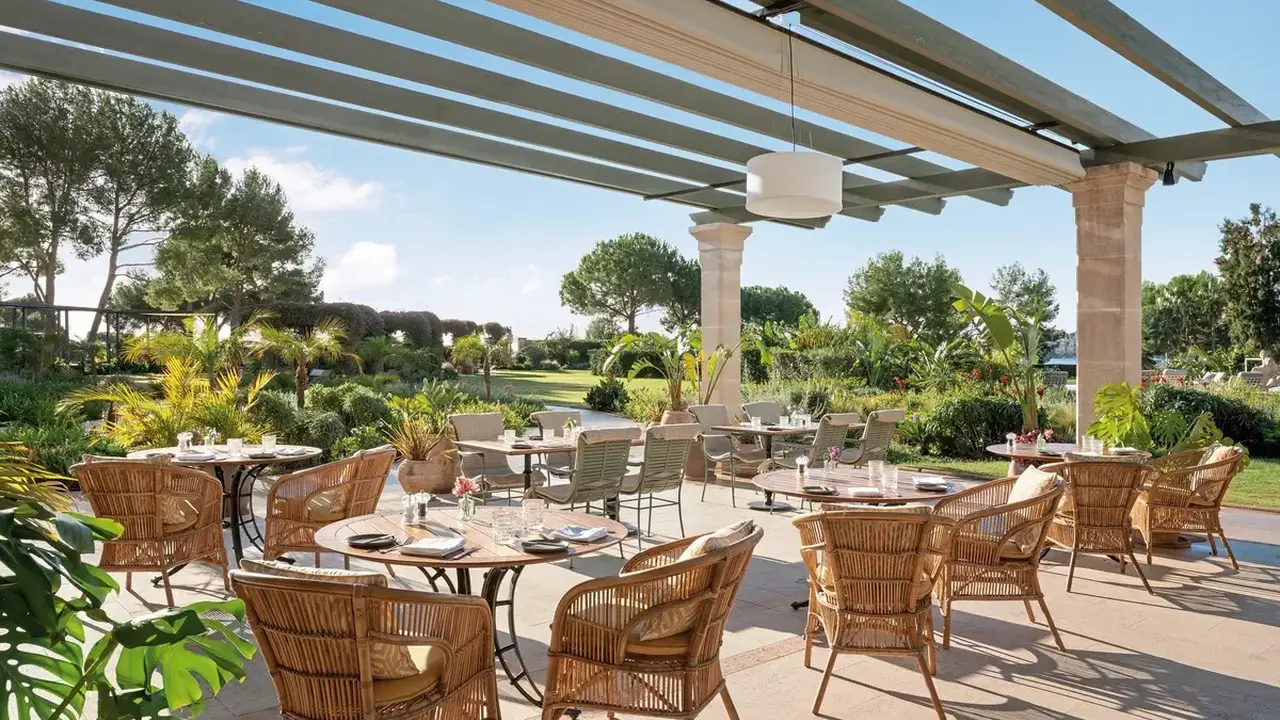St. Regis Mardavall