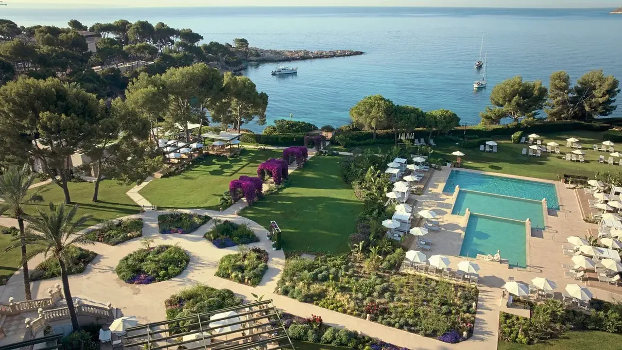St. Regis Mardavall