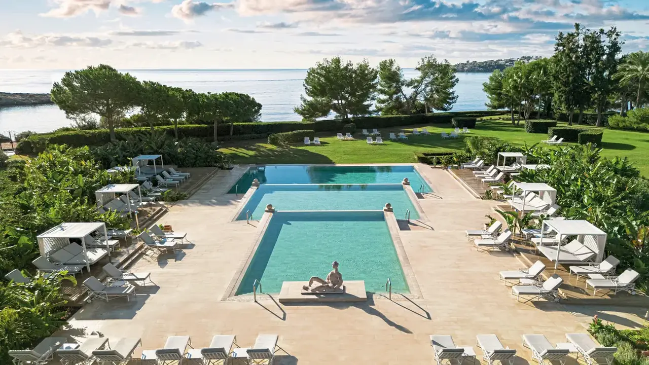 St. Regis Mardavall