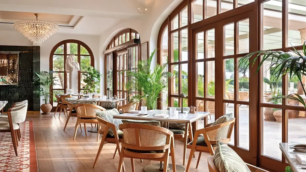 St. Regis Mardavall
