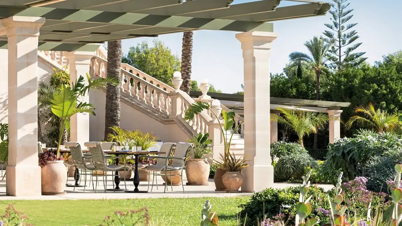 St. Regis Mardavall