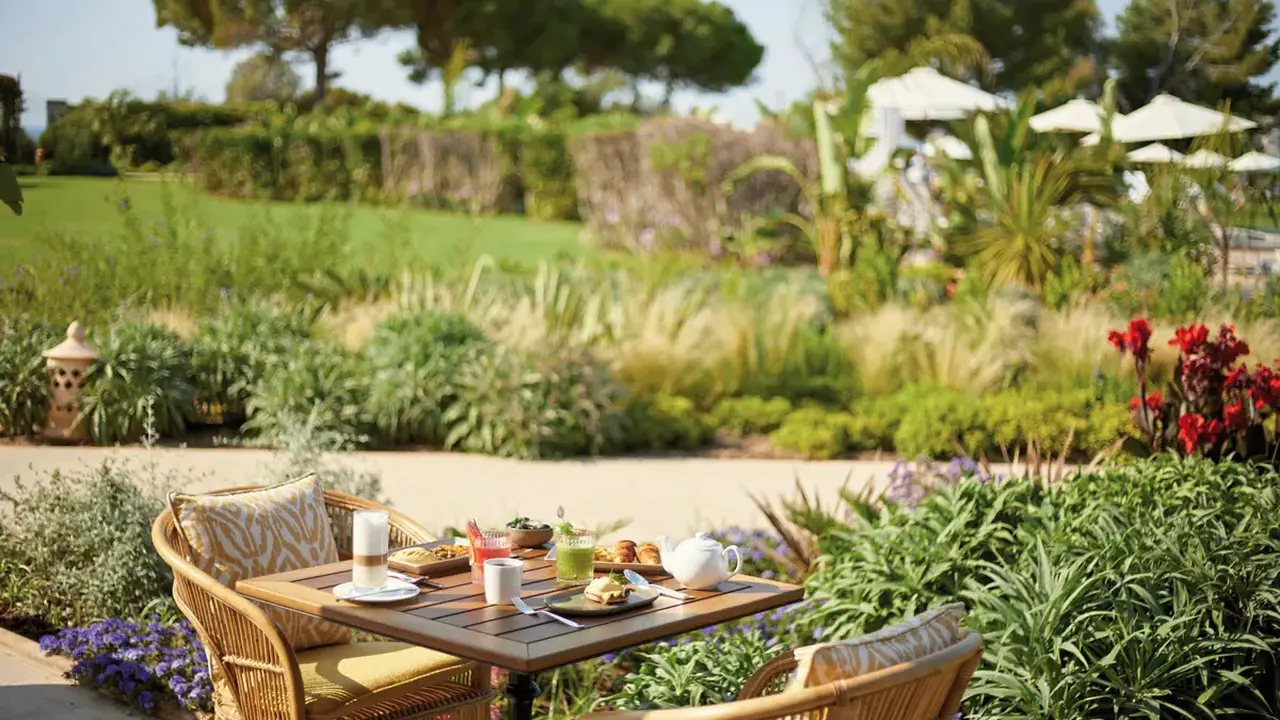 St. Regis Mardavall