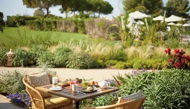 St. Regis Mardavall