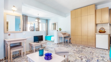 Stafilos Suites