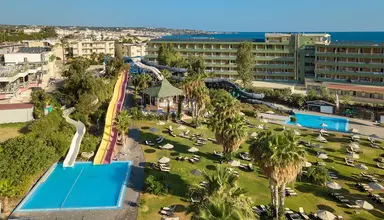 Star Beach Village