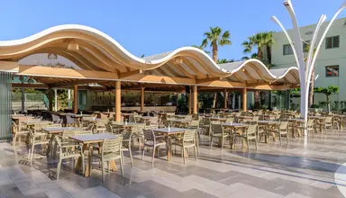 Star Beach Village