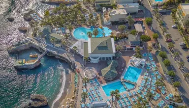 Star Beach Village