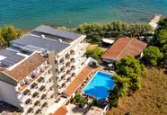 Stefania Beach