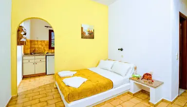 Stelios Apartments
